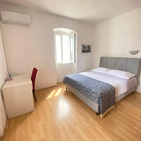 Apartment Jo *